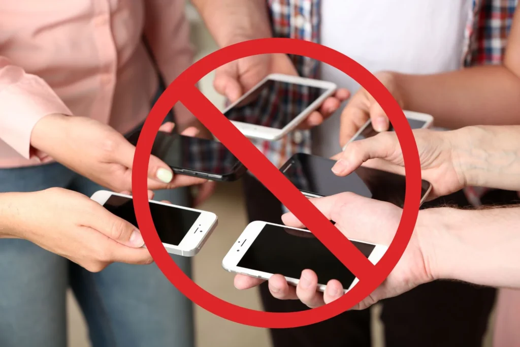 Attachment no phones in school