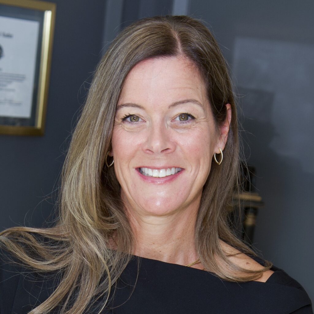 Kate Laverge Headshot